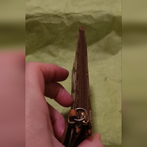 VINTAGE Coach Monogram Card Holder 4.5" X 3" - Picture 6 of 12